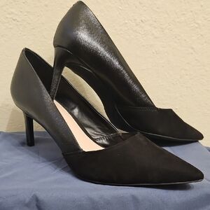Kelly & KATIE Elegant Black Pointed-Toe Heels with Cut-Out Design